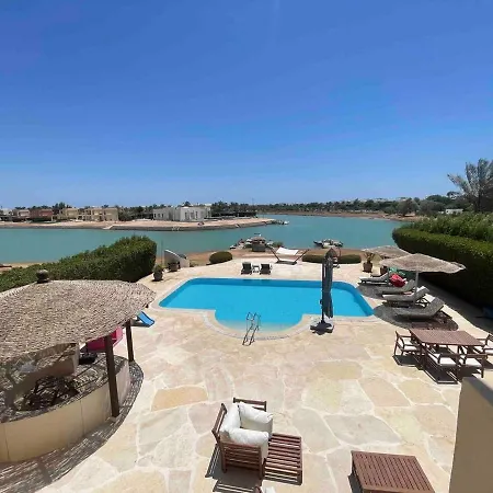 Spacious Villa With Private Pool-Gouna